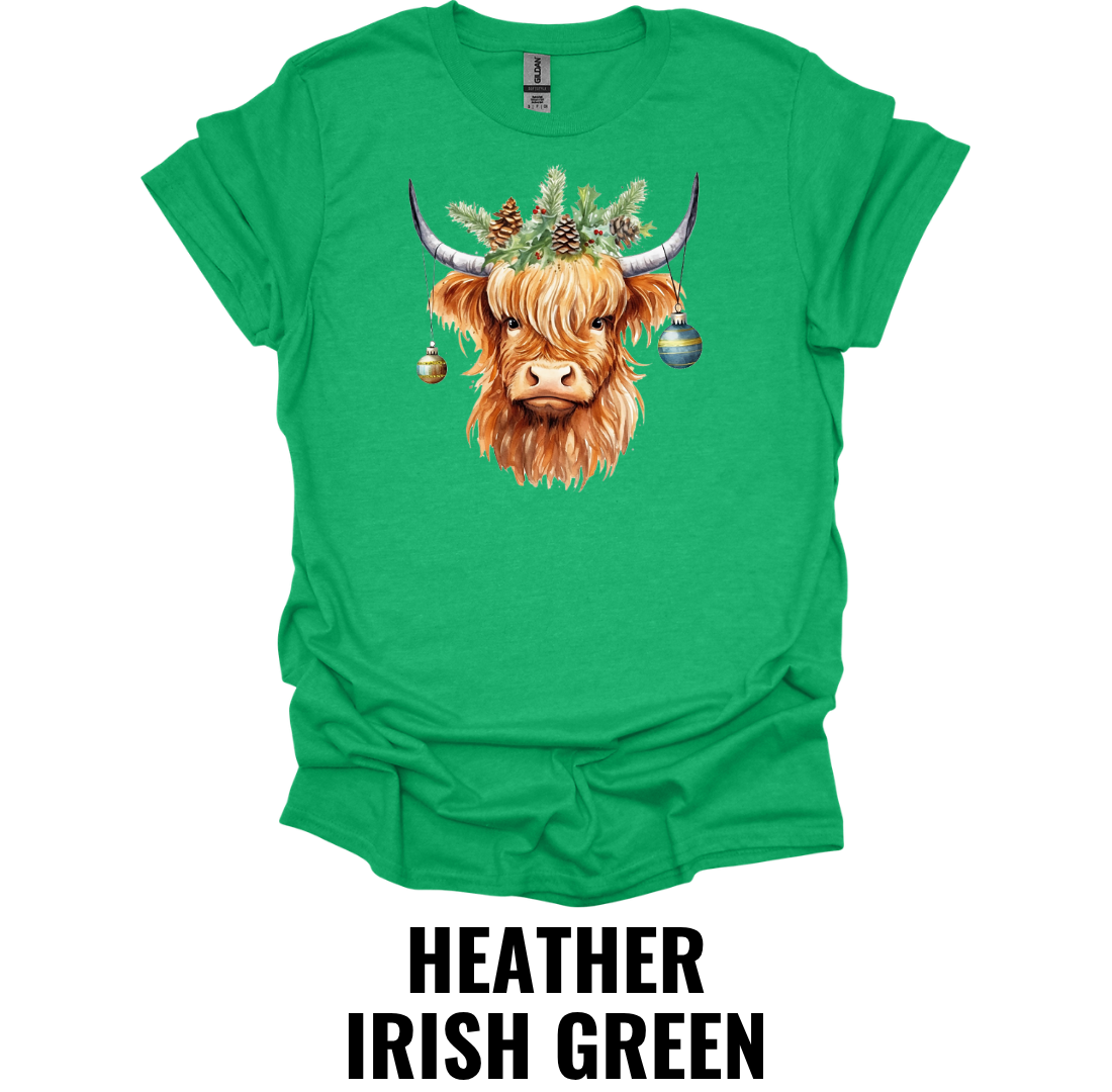 Christmas Highland Cow Shirt – Festive Highland Cow Holiday Graphic Tee