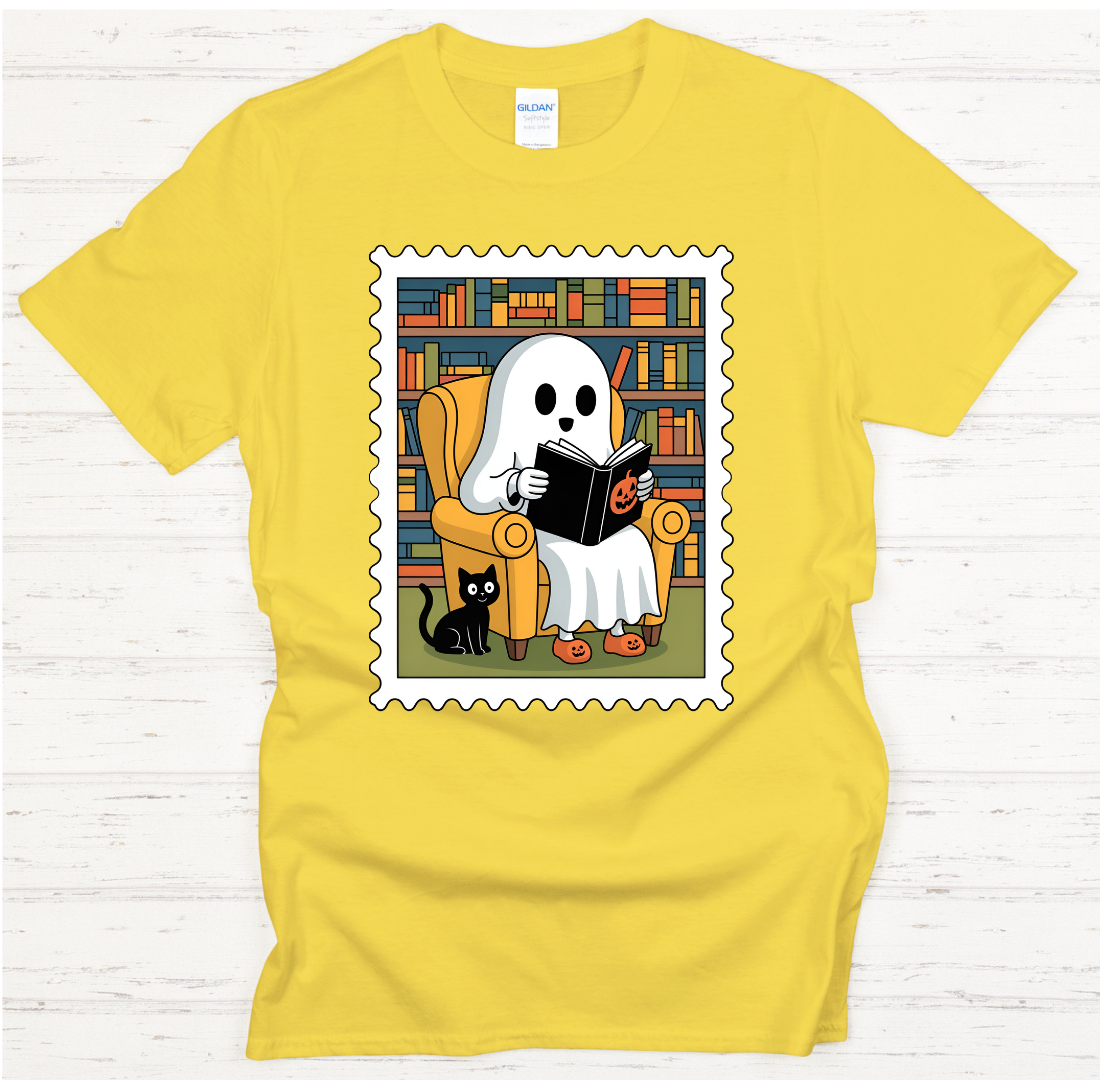 Ghost Reading Books Halloween Shirt – Cute Spooky Book Lover Tee
