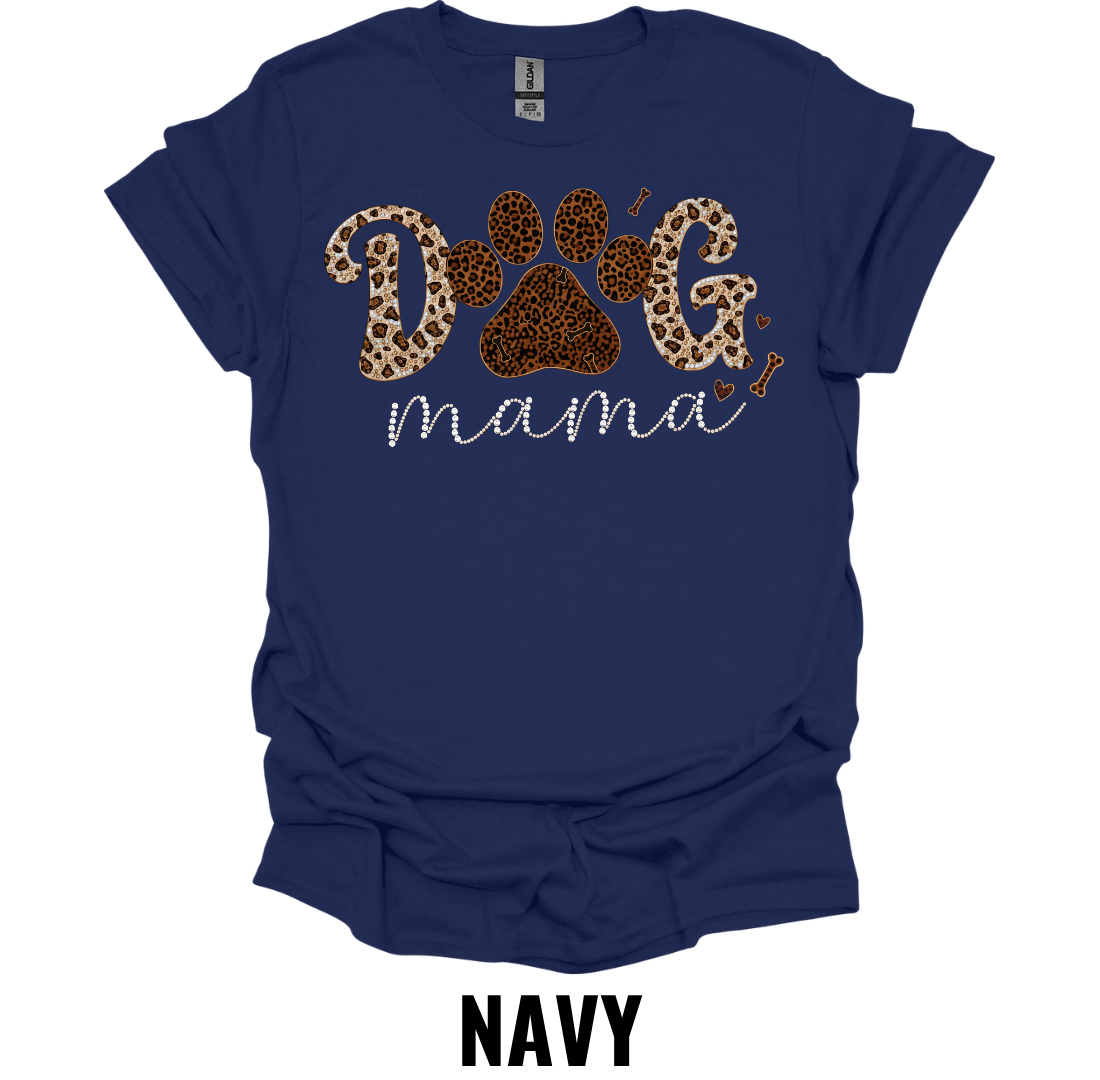 Leopard Dog Mama T-Shirt – Stylish Paw Print Dog Lover Tee