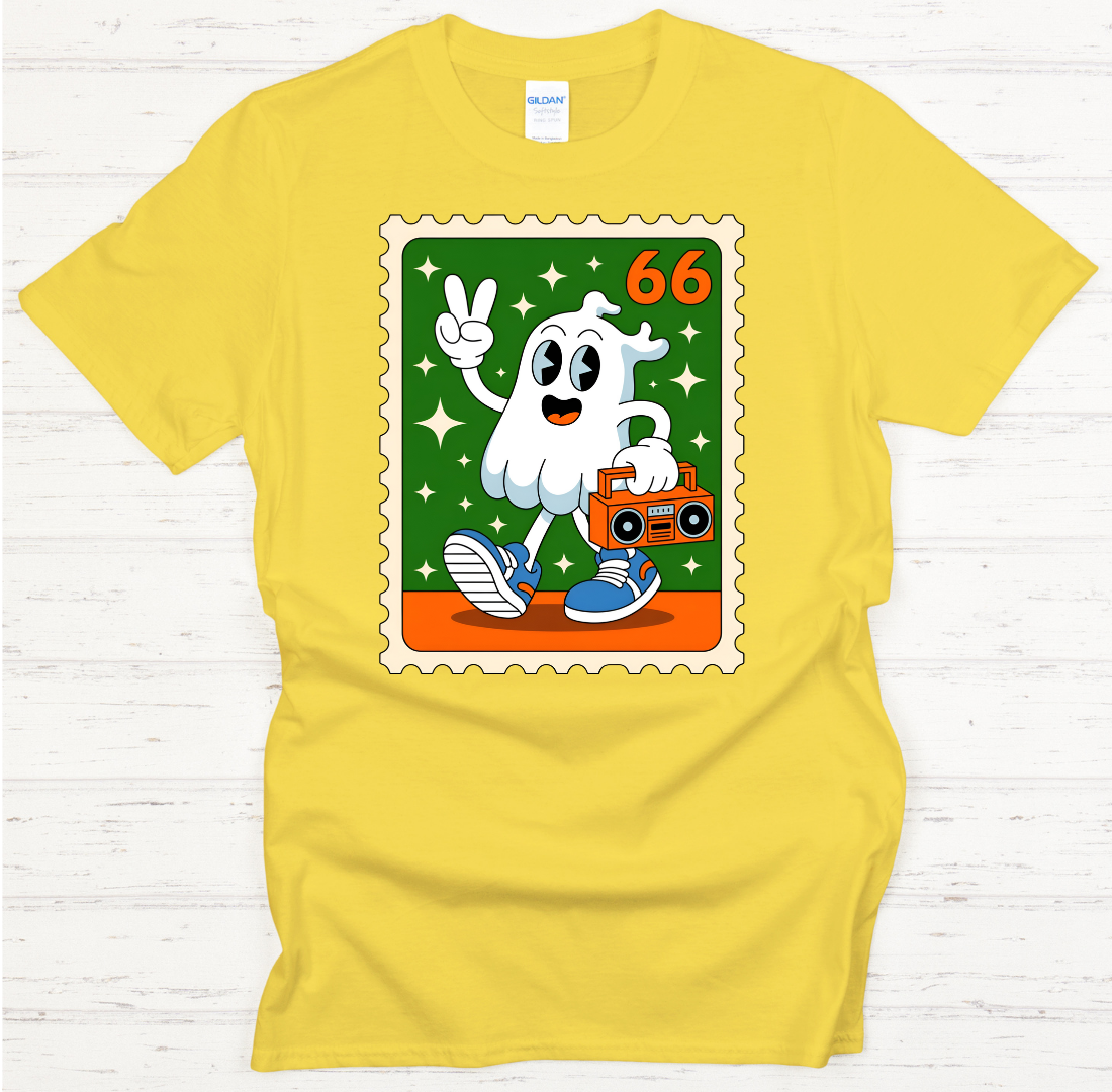 Retro Ghost Boombox Halloween Shirt – Cute Vintage Spooky Season Tee